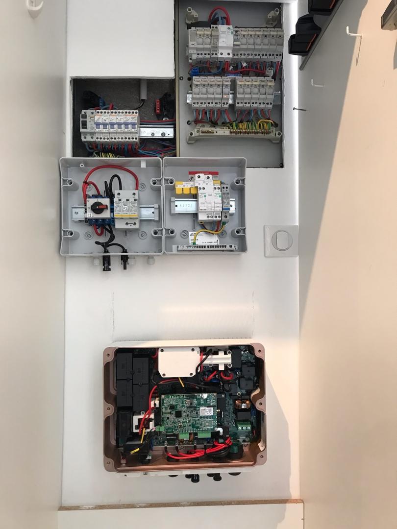 Installation borne de recharges véhicules électriques Pays de la Loire